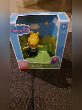 Peppa Pig Gerald Giraffe Figure - Yellow, Blue, Black